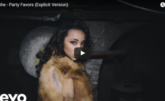 【ダンス】567万回再生！ティナーシェのParty Favorsはプライベート感ある映像で見事に陰陽を描く！