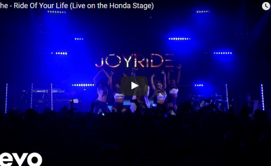 【ダンス】ティナーシェのRide Of Your Lifeのライブが歌もダンスもジワジワ惹きつけ観客を魅了! 9 【ダンス】ティナーシェのRide Of Your Lifeのライブが歌もダンスもジワジワ惹きつけ観客を魅了!