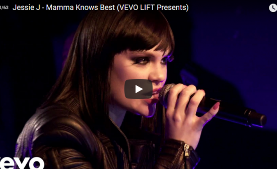 【歌】93万回再生！Jessie JのMamma Knows Bestのライブが動画からも鳥肌立つレベルの歌！