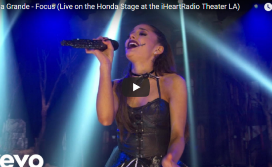 【歌】1856万回再生！Ariana GrandeのFocusのライブバージョンが圧倒的な歌唱力で熱狂に！