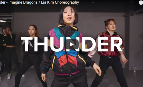 【ダンス】367万回再生!Lia Kimがイマジン・ドラゴンズのThunderでセンス抜群の振りで魅了! 1 【ダンス】367万回再生!Lia Kimがイマジン・ドラゴンズのThunderでセンス抜群の振りで魅了!