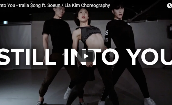 【ダンス】51万回再生！Lia KimがStill Into Youで傘をさしセンス溢れる振付構成で魅せる！