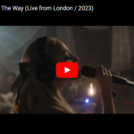 アリアナ・グランデのThe Wayのライブが心惹き込む圧倒的歌唱力！