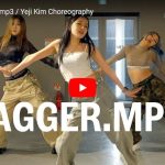 Yeji KimがEmiliaのJaggerで軽やかなダンスで魅せる！