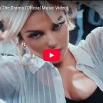 ベベ・レクサが I'm The Dramaでオーラを放ち圧倒的歌唱力で魅了! 1 ベベ・レクサが I'm The Dramaでオーラを放ち圧倒的歌唱力で魅了!