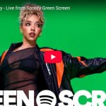 Tinashe「Gravity」圧巻の映像美と歌声に引き込まれる3分間