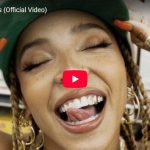 Tinashe「Needs」ダンスと映像が融合した圧巻パフォーマンス