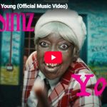 リトル・シムズ「Young」おばあちゃんに変身した痛快ファンキー映像 10 リトル・シムズ「Young」おばあちゃんに変身した痛快ファンキー映像