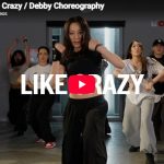 Debby「Like Crazy」指先と視線に感情をにじませる大人の表現力